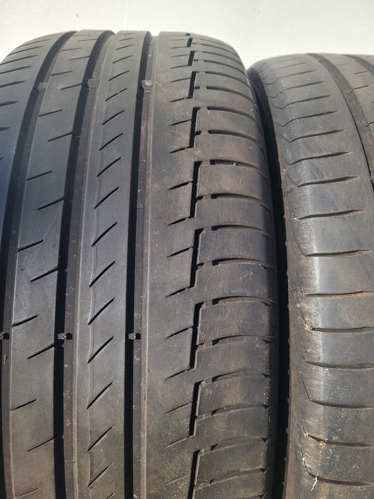 Opony Continental 235 55 r 18