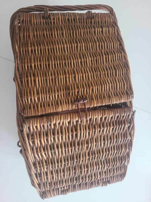 Cesta de piquenique vintage