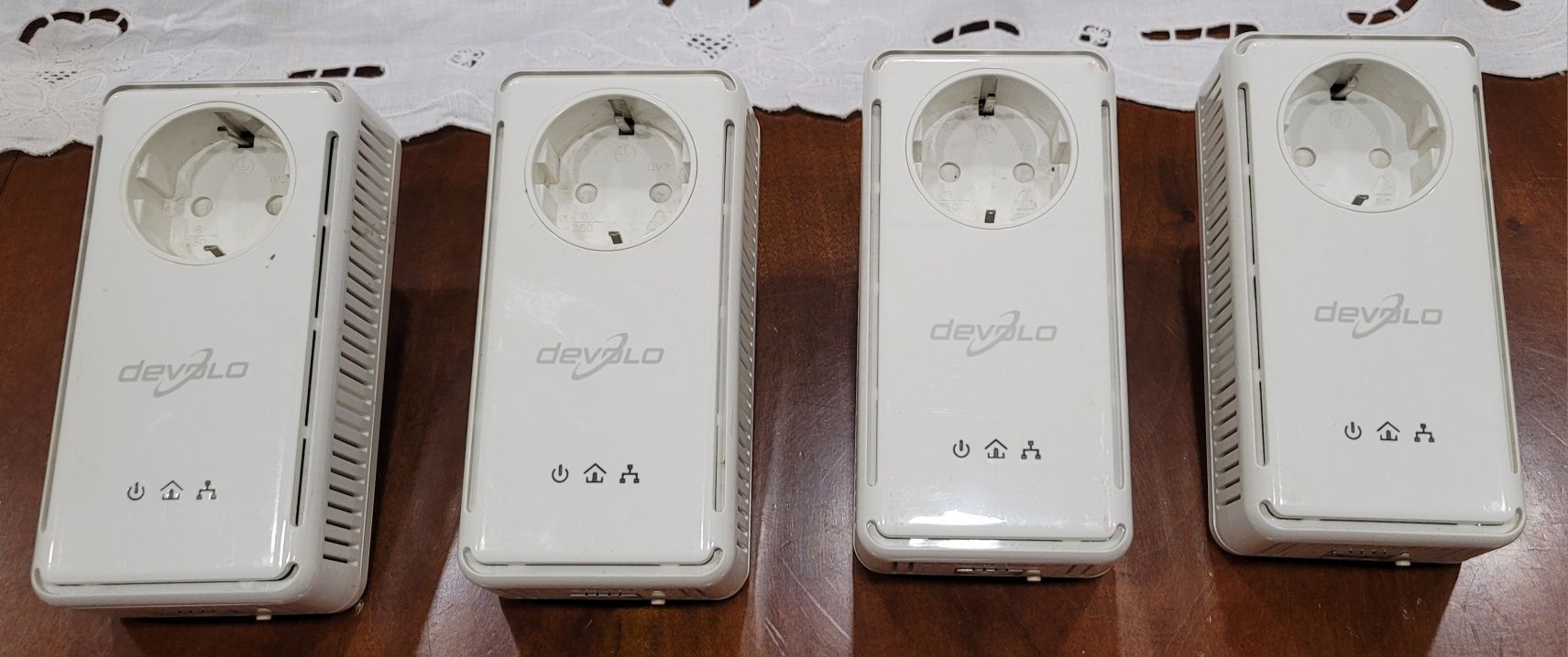Vendo 4 PLCs Devolo