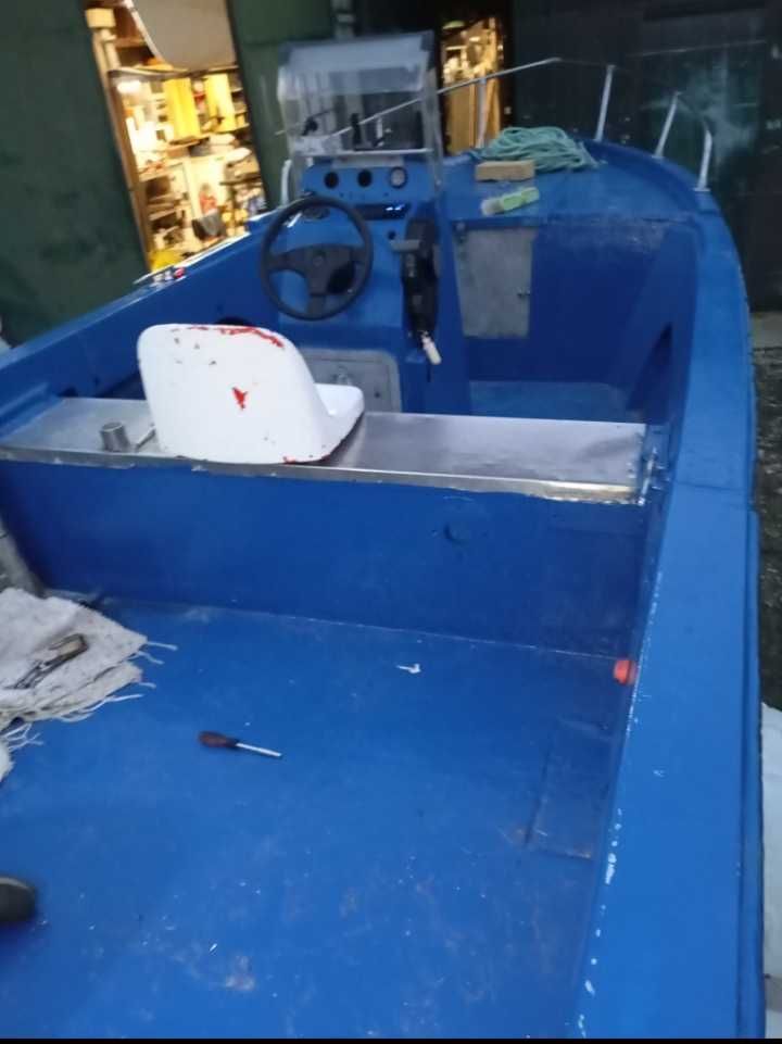 Barco 6.20m  90cv