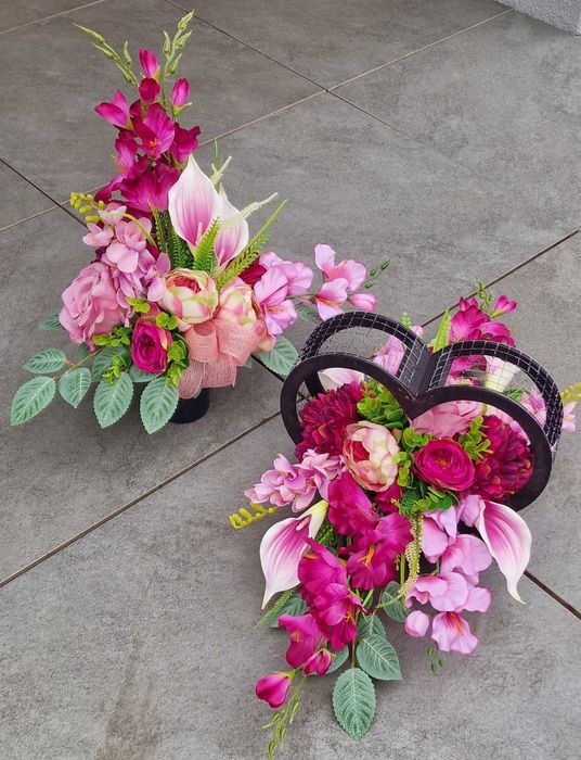 Komplet kompozycji kwiatowych na grób STROIK + wkład do wazonu z500