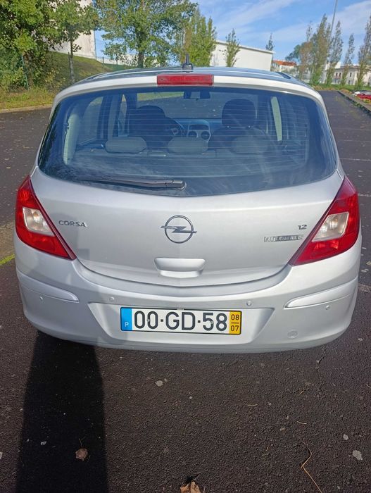 Opel Corsa automático 1.2  2008