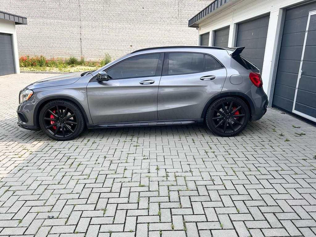 Mercedes-Benz GLA 45 AMG