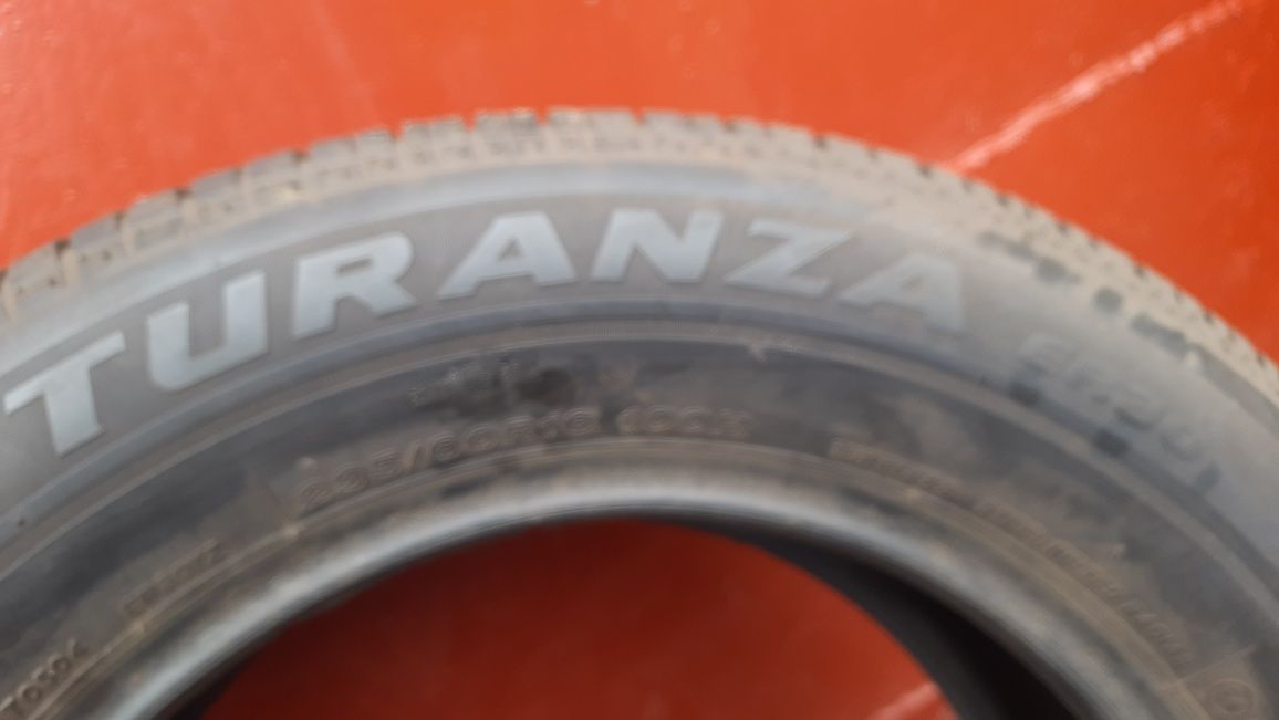 Резина Bridgestone Turanza ER30  235 60 16