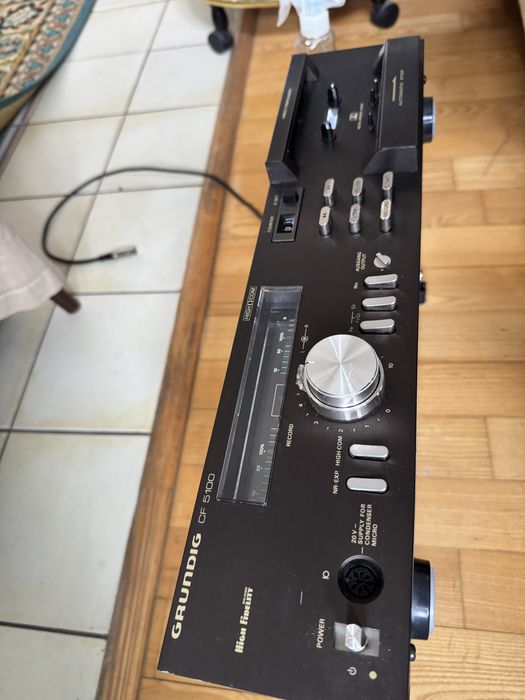 Кассетная дека GRUNDIG CF 5100