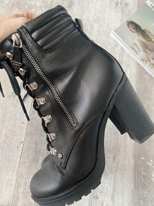 Botki guess czarne eko skóra skórzane oficerki na obcasie slupku