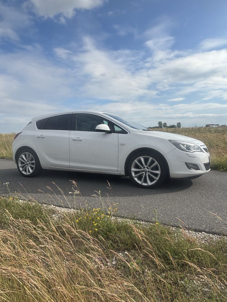 Opel Astra j 1.4 turbo