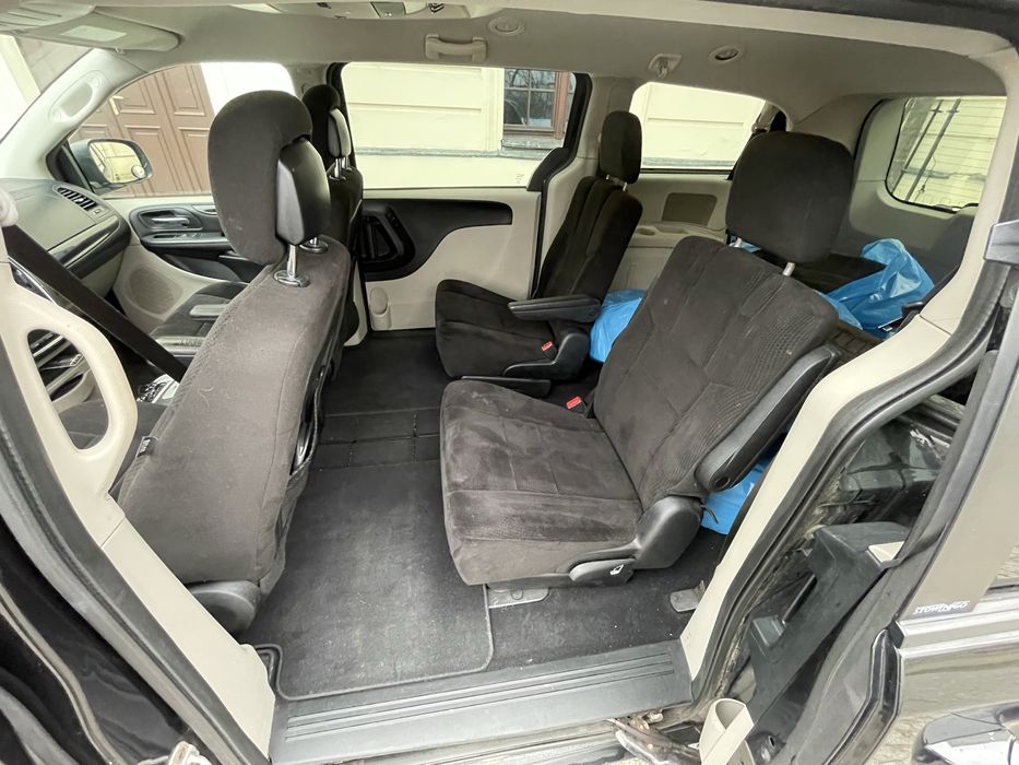 Grand Caravan Voyager LPG Doinwestowany ładny stan