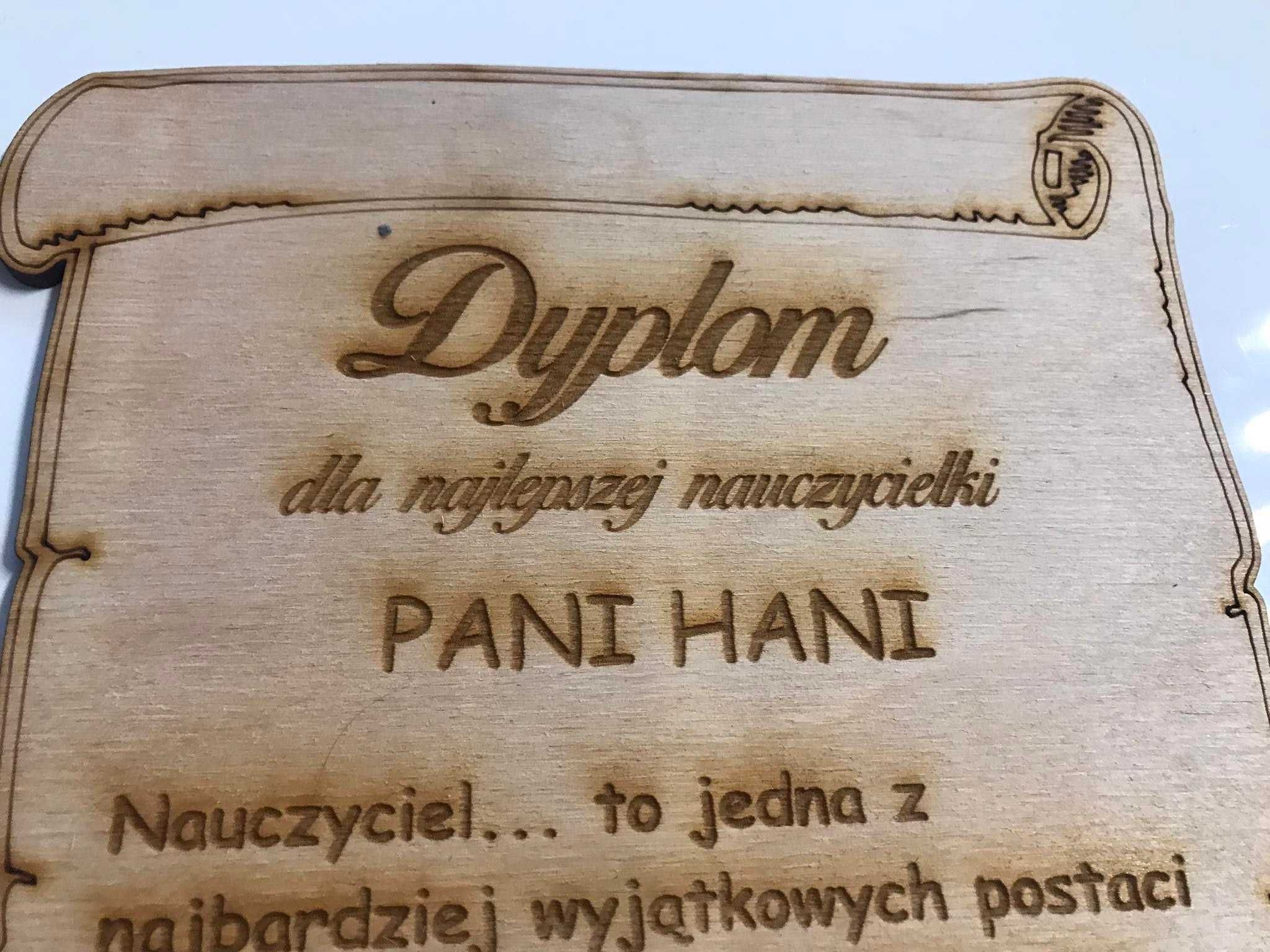 Dyplom 21x16cm Dzień Nauczyciela zakończenie roku podziękowanie grawer