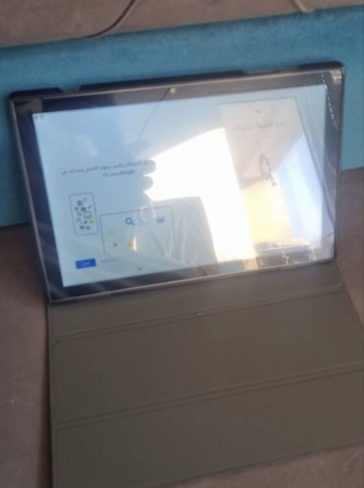 Tablet nowy z etui