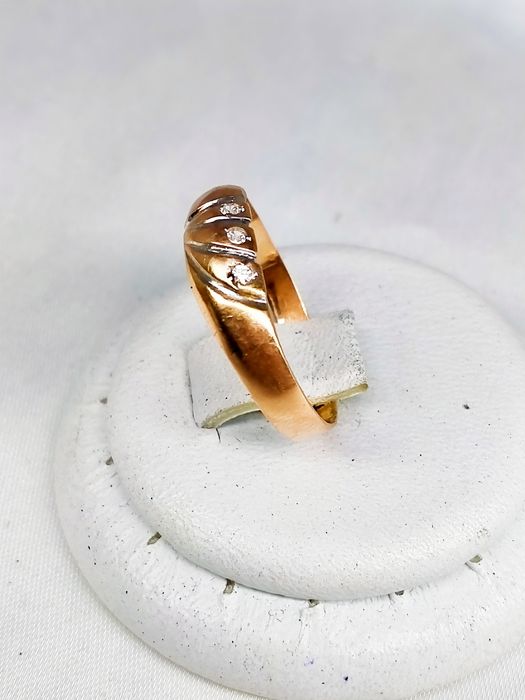 Золотое кольцо 585