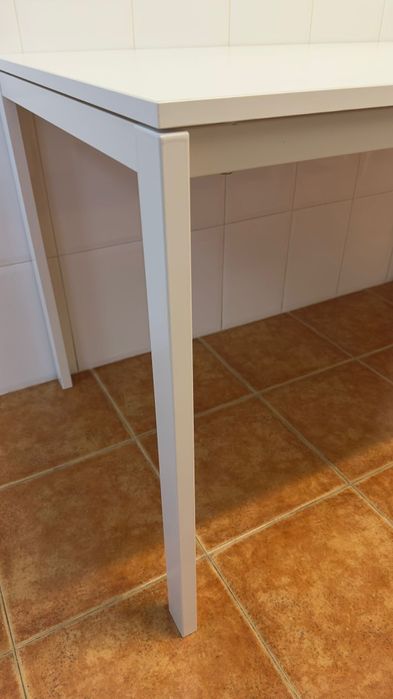 Mesa branca IKEA