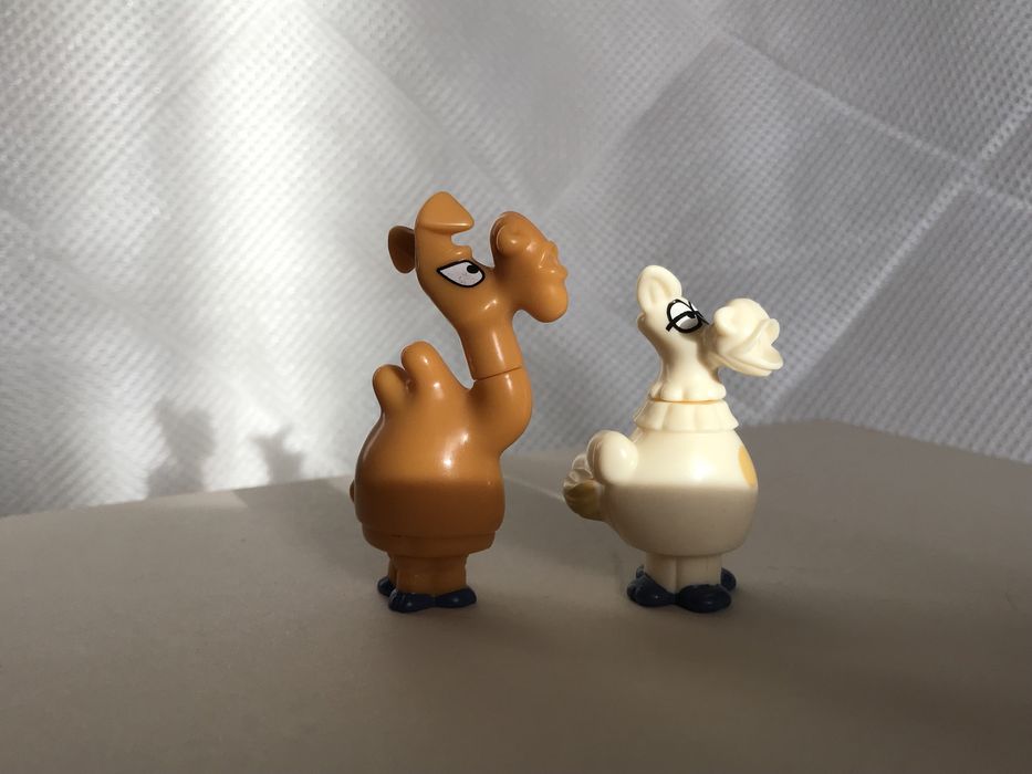 Іграшки кіндер киндер