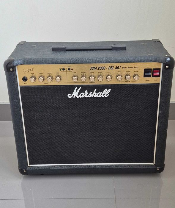 Marshall JCM 2000 - DSL 401