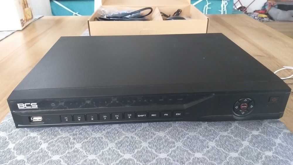 8 kanałowy rejestrator cyfrowy HD CVI BCS-CVR08022M monitoring hybryda