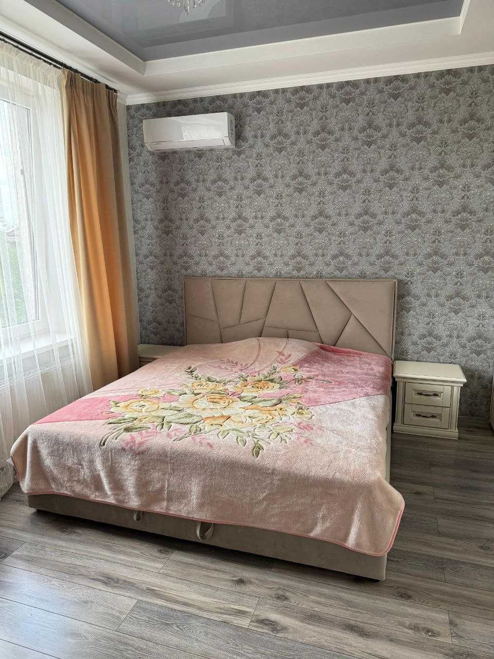 Продам отличный новый дом в начале Червоного Хутора, на ул Абрикосовая