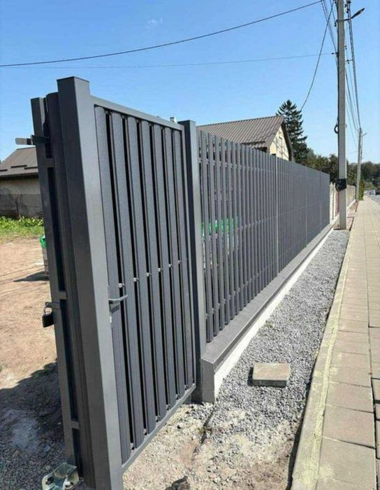 Штахети металеві