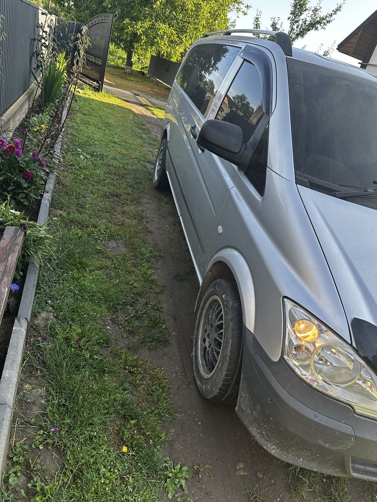 Продам машину мерседес віто
