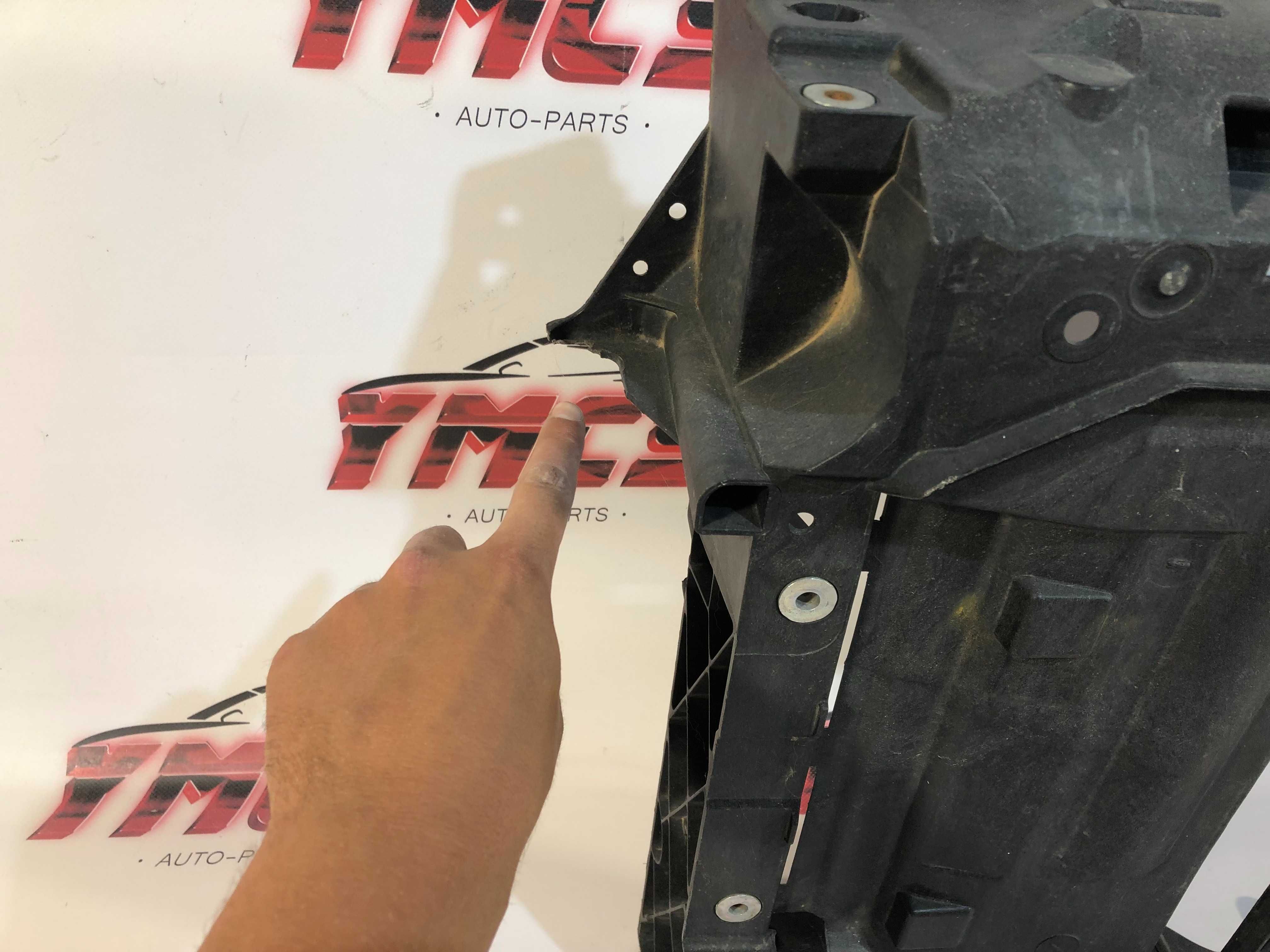 Frente Fibra FORD FIESTA MK7 13-17 Original