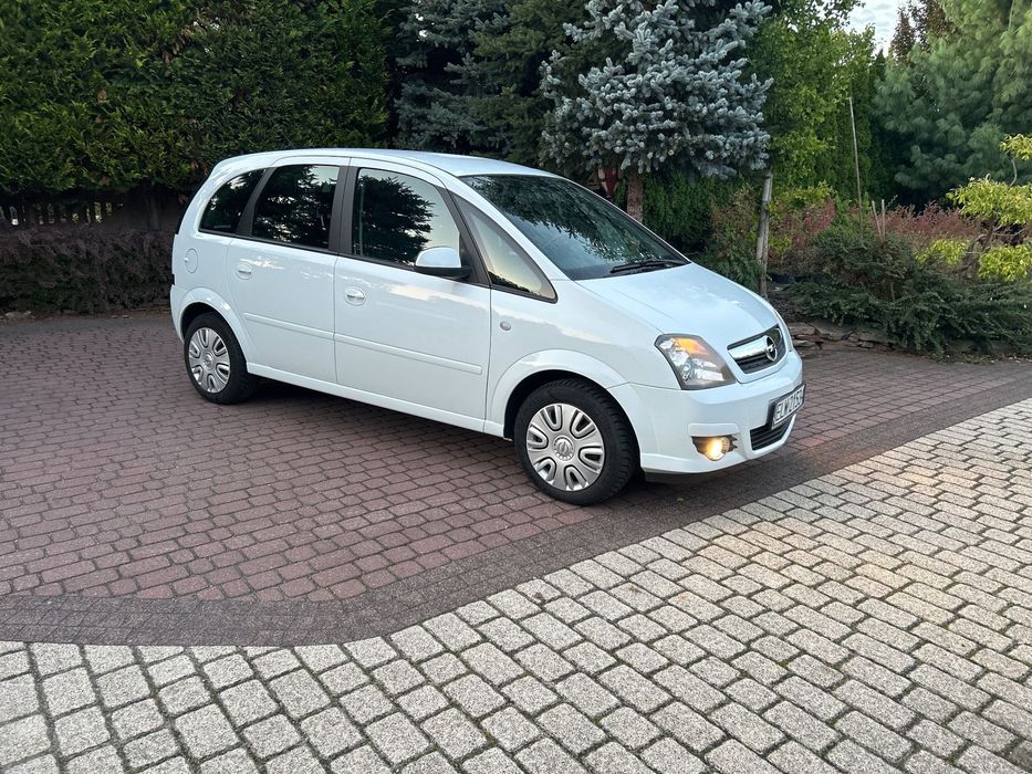 Opel Meriva wersja 1.6 innovation "110 Jahre" NOWY ROZRZĄD, WYMIENIONY OLEJ !!!