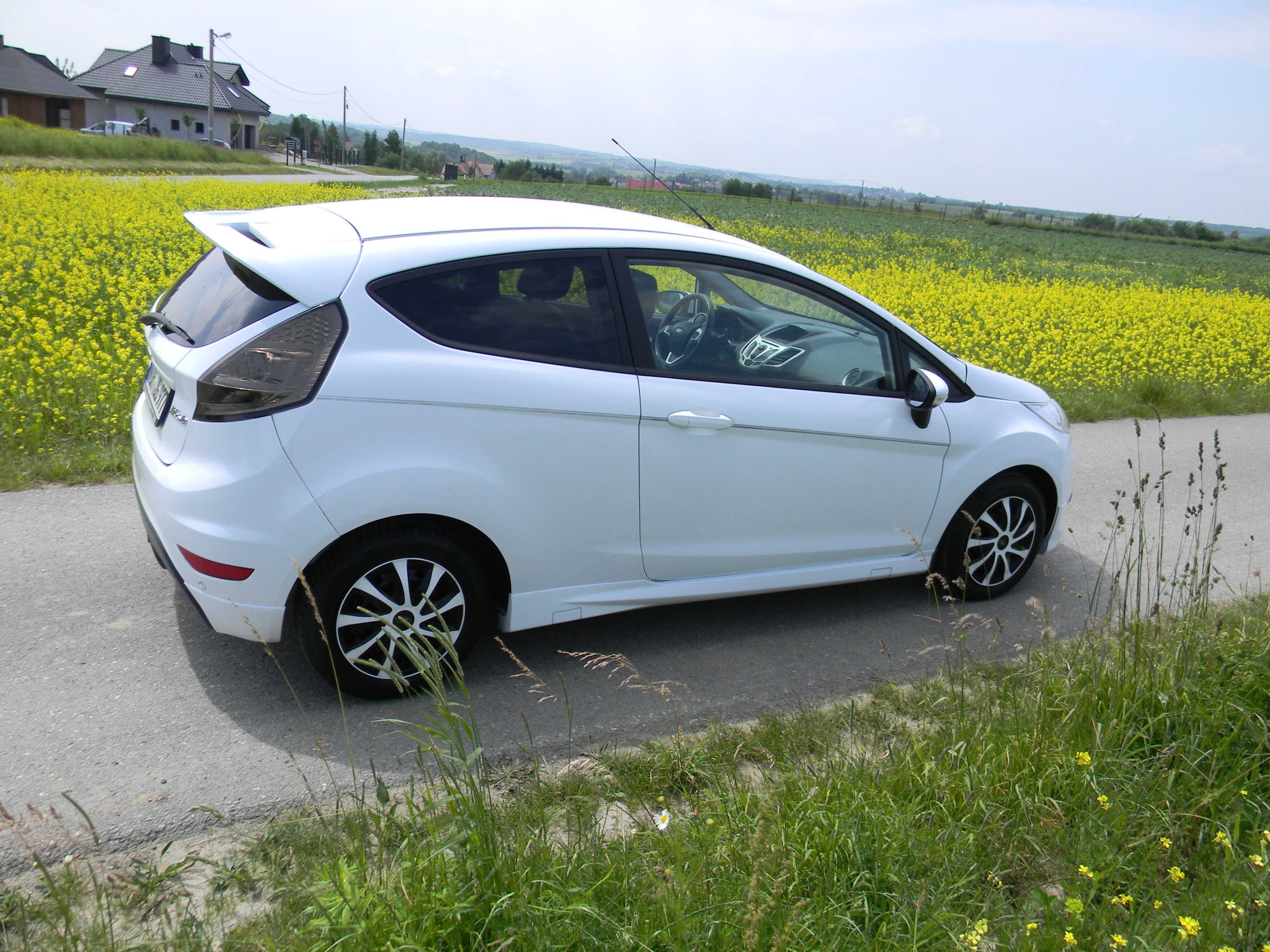 Ford Fiesta 1.6DCI Wersja Limitowana Full Opcja Skóra Lampa Led