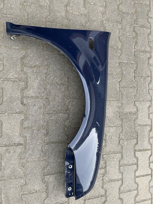 Błotnik Golf IV prawy przód