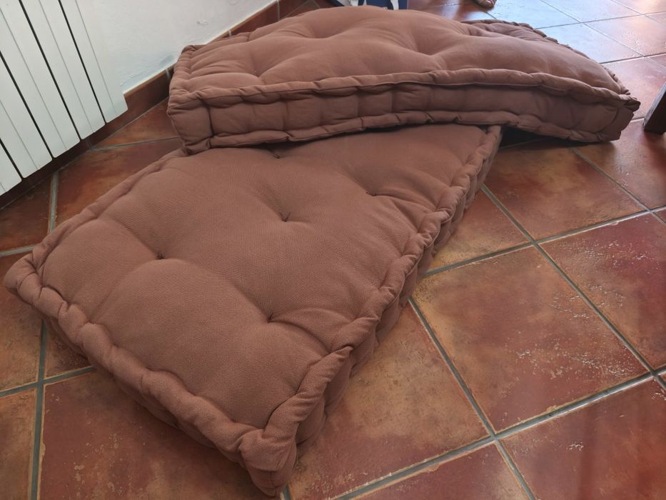 Colchão de chão cor caju