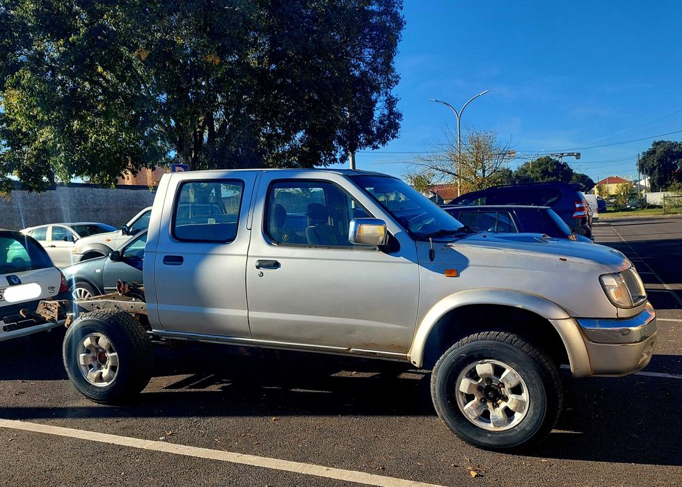 Nissan Navara D22 4x4 Cabine Dupla