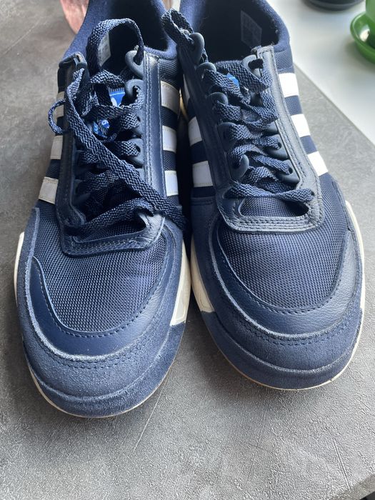 Продам мужские кросовки адидас