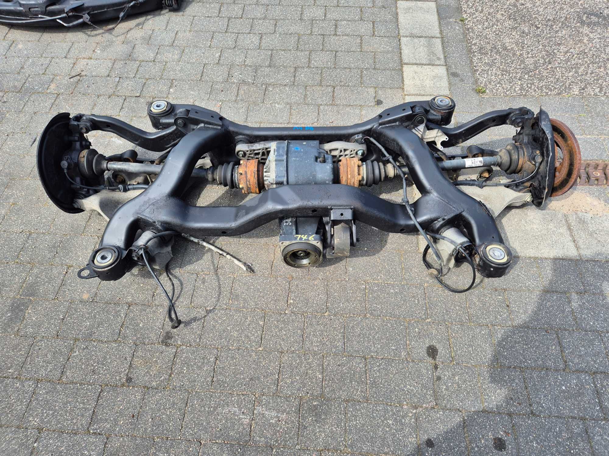 audi a4 b6 b7 quattro 2.5 tdi zawieszenie tył tylne wózek tylny dyfer
