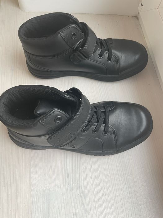 Clarks 34 G шкіряні черевики ботинки демисезонні