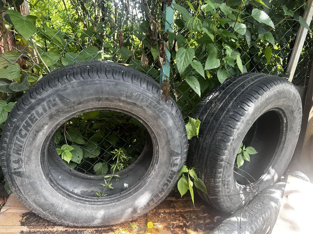 Пара шин MICHELIN 265/65R17