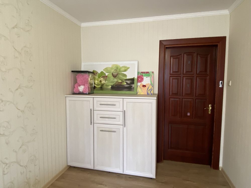 Продам 3 кімнатну квартиру центр