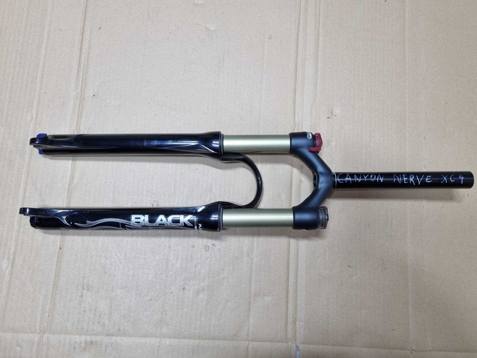 Amortyzator Manitou Black Platinum, pod 26