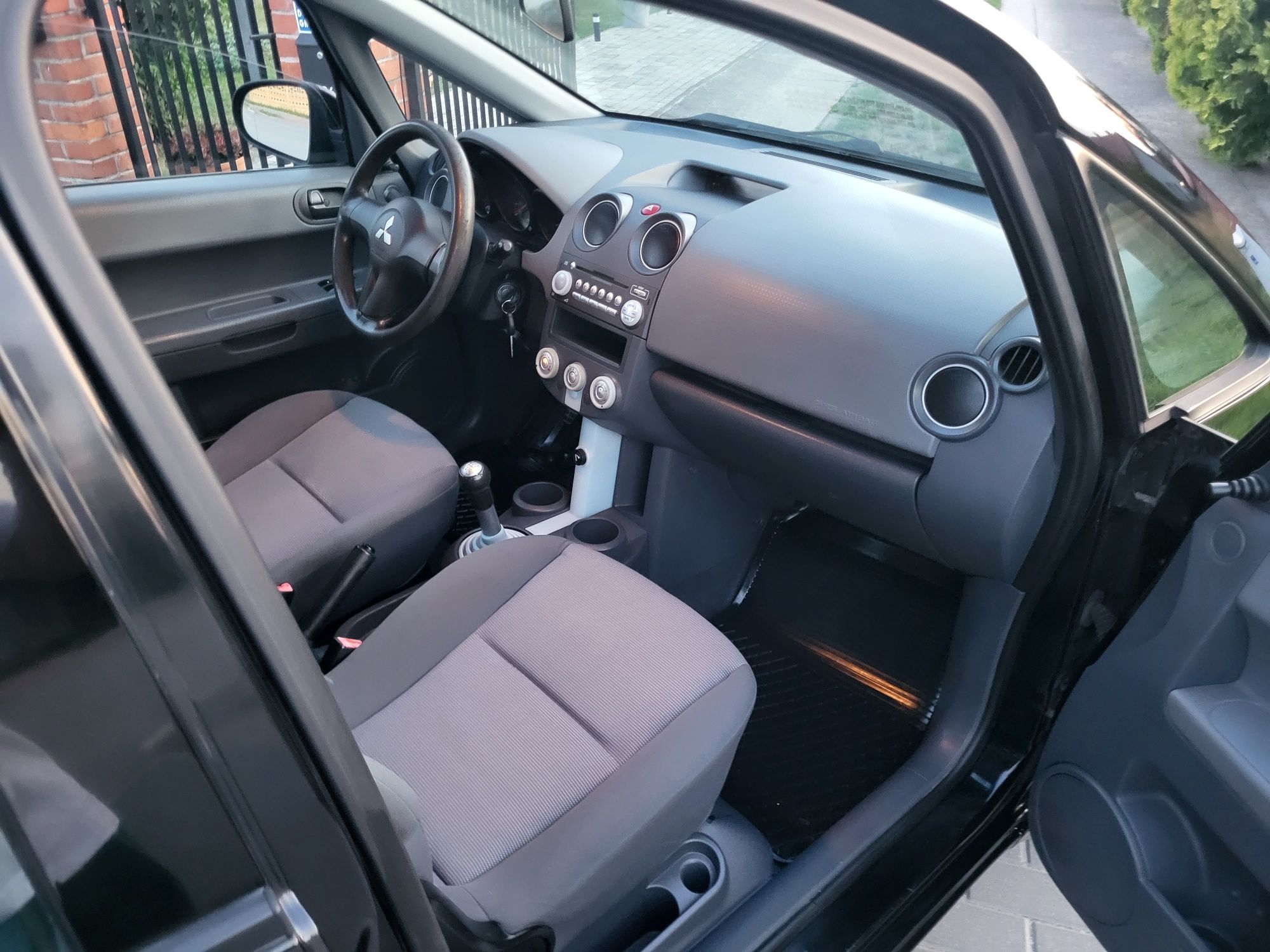 Mitsubishi Colt 2006 rok 1.1 benzyna a sprowadzony