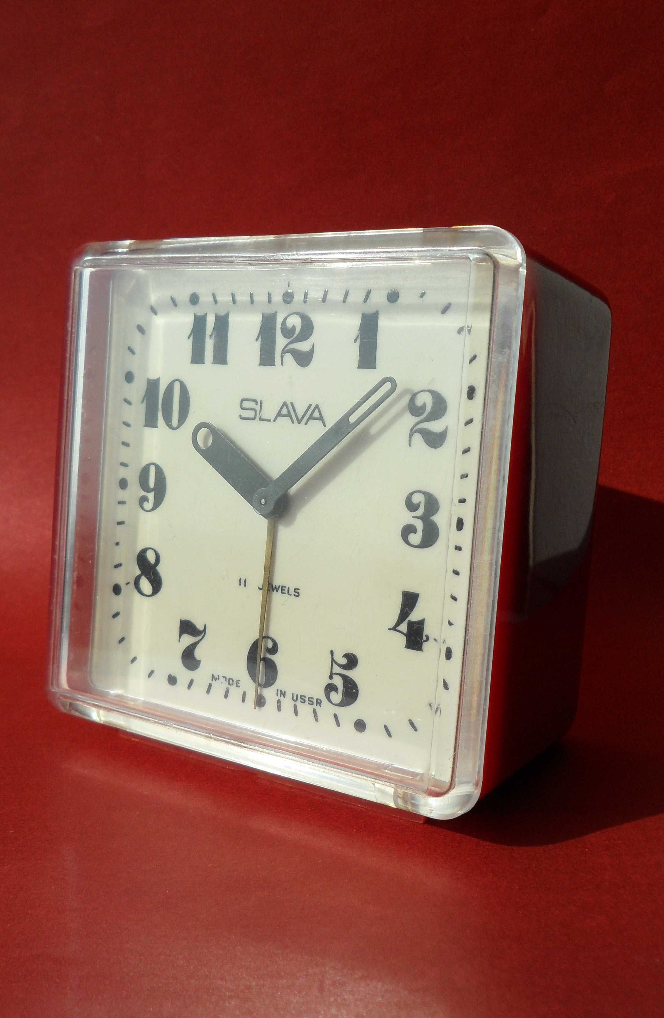 Часы МЕХАНИКА, буд. «СЛАВА» сделано в СССР 80-х. надёжность и КАЧЕСТВО