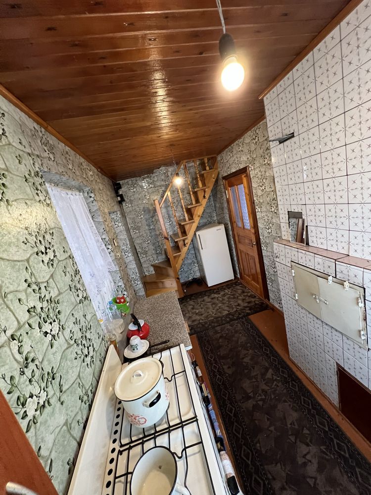 Продається дачний будинок, 10 км від міста