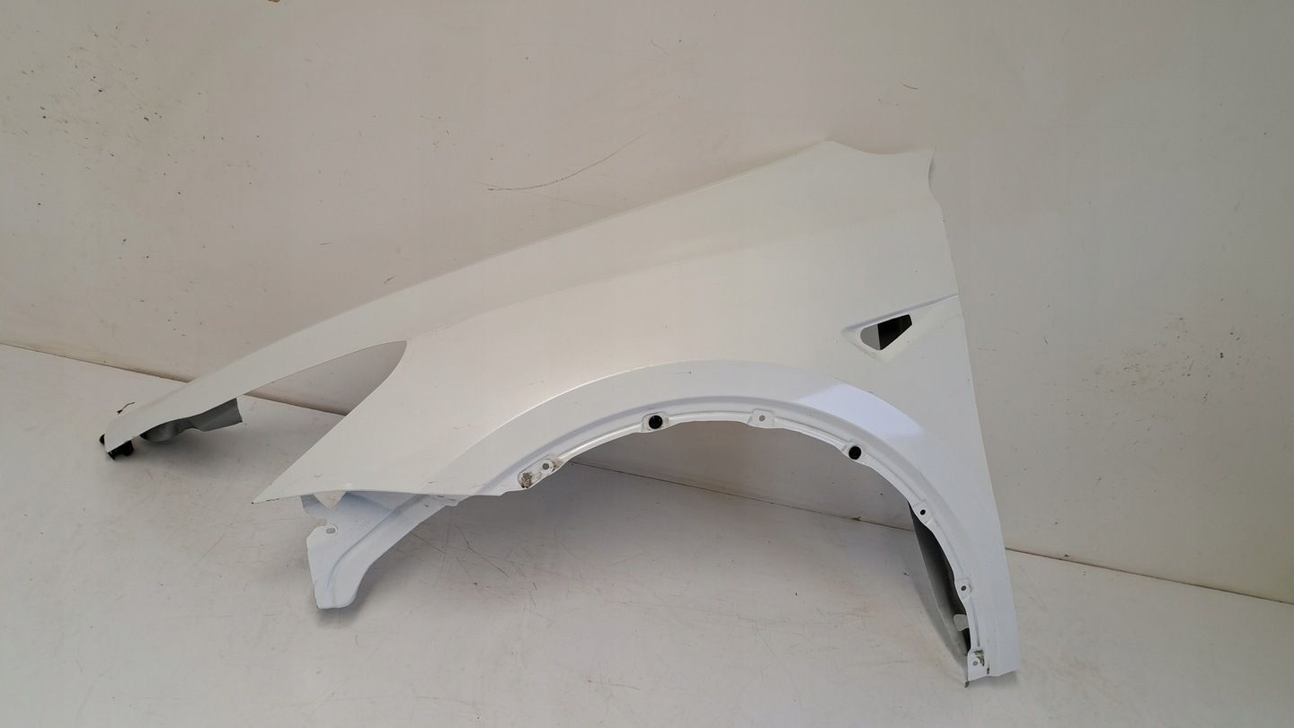 Błotnik lewy przód TESLA model Y