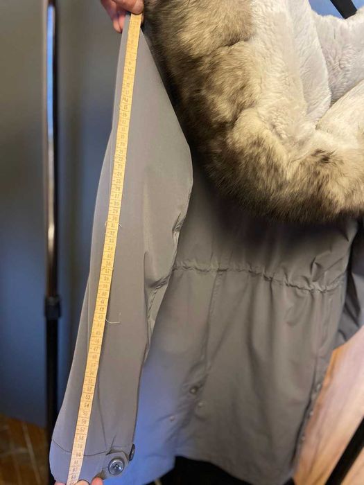 Жіноча Парка з натуральним хутром (Розмір XL)