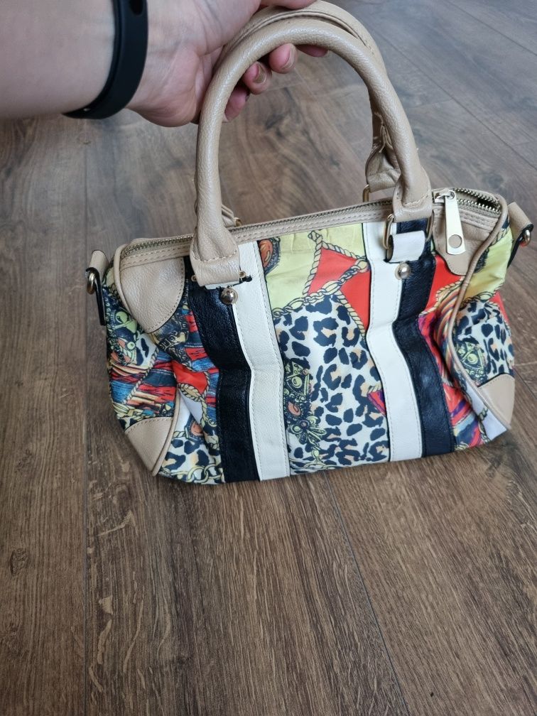 Torebka do ręki kuferek vintage HT Fashion kolorowa