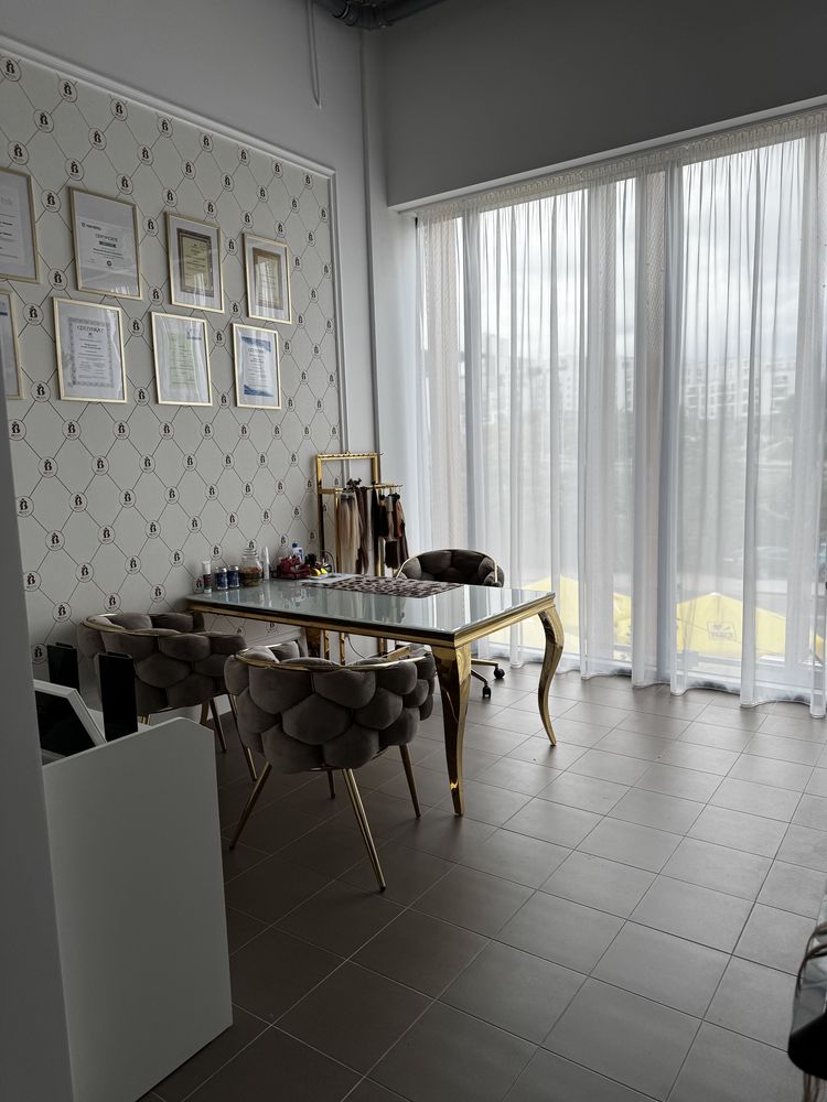 Lokal Premium stanowisko wynajme