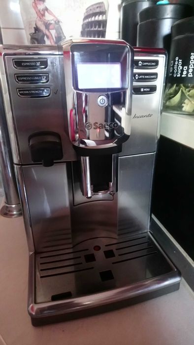 Кавомашина кавоварка Saeco Incanto Hd 8917