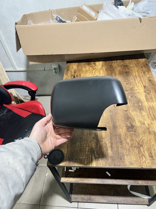 Штатний корпус дзеркала БМВ Е53