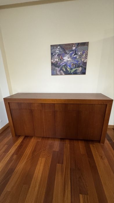 Movel de sala (Madeira Maciça)