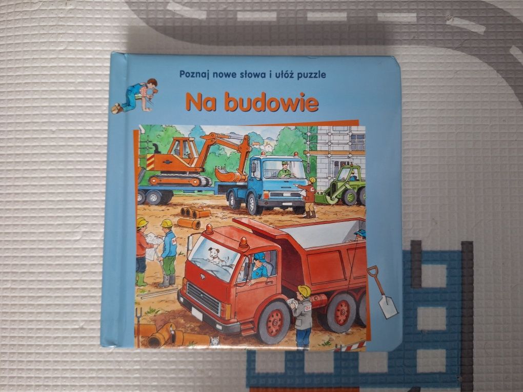 Książeczka z puzzlami Na budowie Poznaj nowe słowa i ułóż puzzle