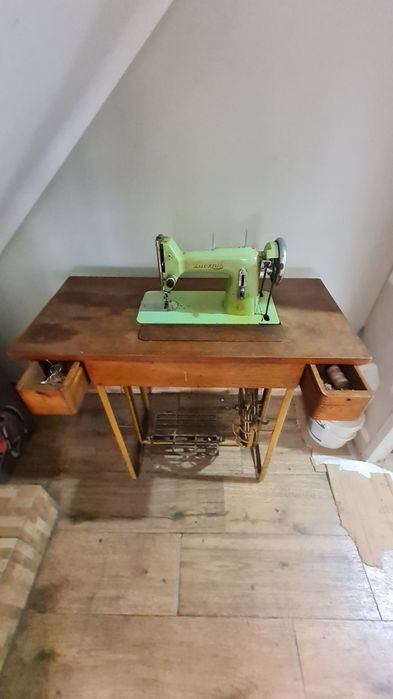 Maszyna do szycia Łucznik