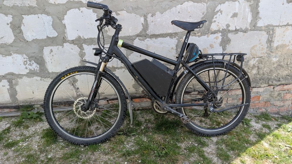 Надійний електровелосипед для кур'єра, доставки