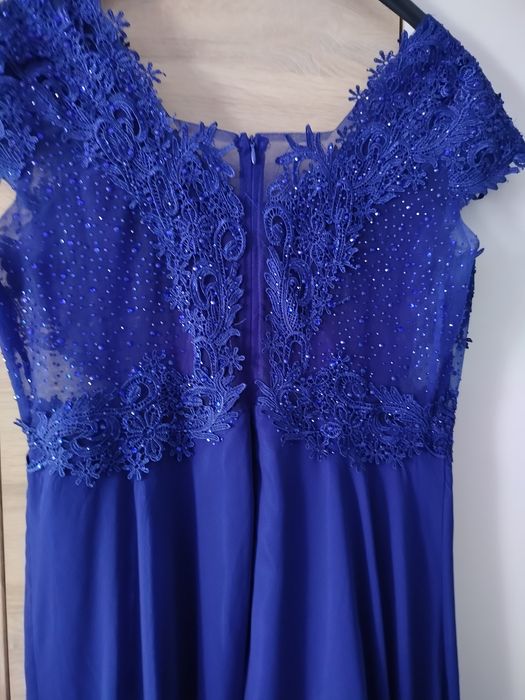 Sukienka na studniówkę lub wesele