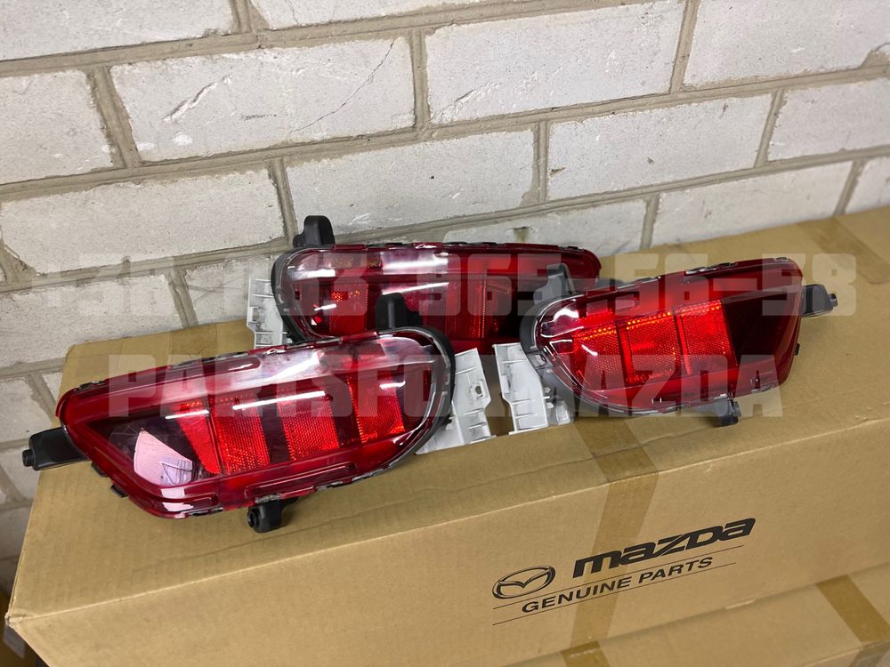 Отражатель, катафот в бампер Mazda CX5 KE KF 2013-2021 CX9 CX30 6 GJ 3