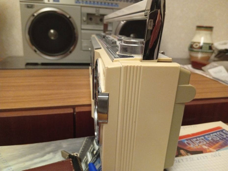 Магнитофон Sanyo M-W15k.